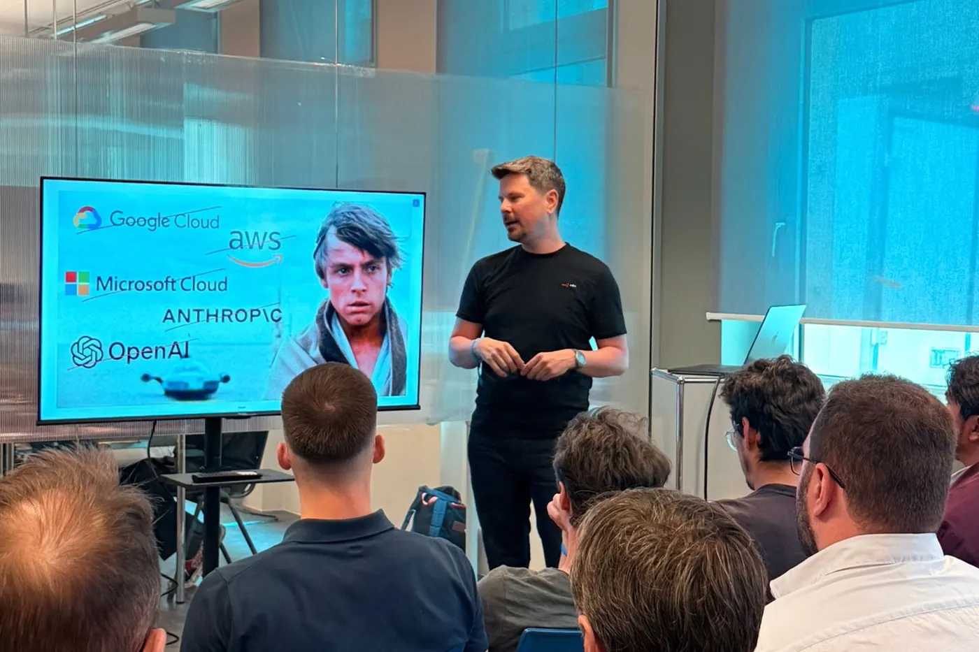Florian Fürst spricht bei der No-Code Week 2026